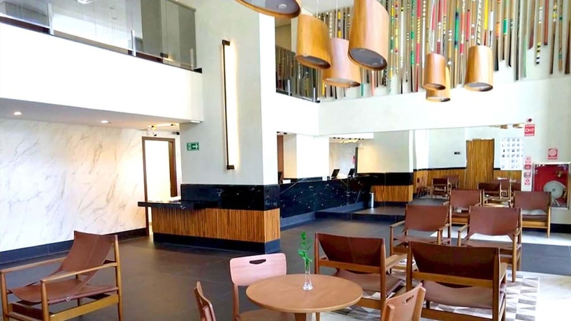 Imagen de los interiores del Hotel Hplus Premium Palmas. Foto 19
