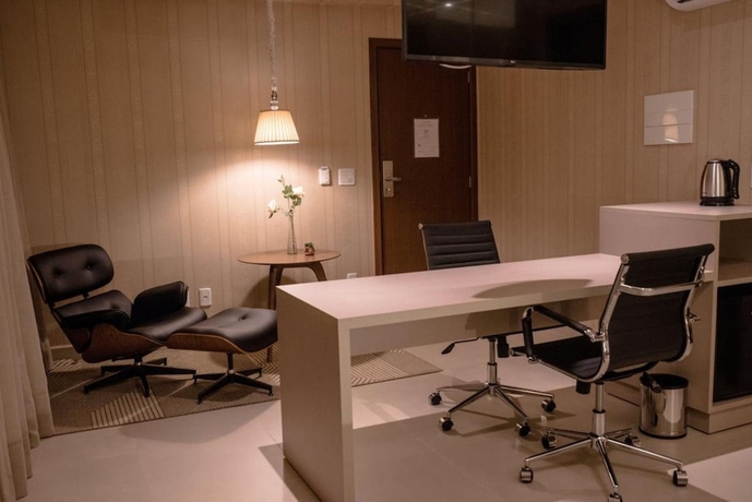 Imagen de la habitación del Hotel Hplus Premium Palmas. Foto 11