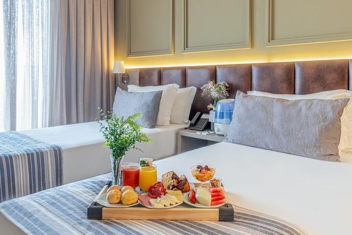 Imagen de la habitación del Hotel Hplus Premium Palmas. Foto 18