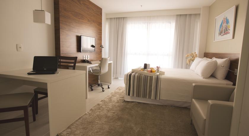 Imagen de la habitación del Hotel Hplus Vision Executive. Foto 2