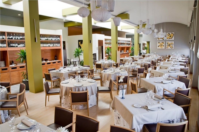 Imagen del bar/restaurante del Hotel Hq La Galería. Foto 2