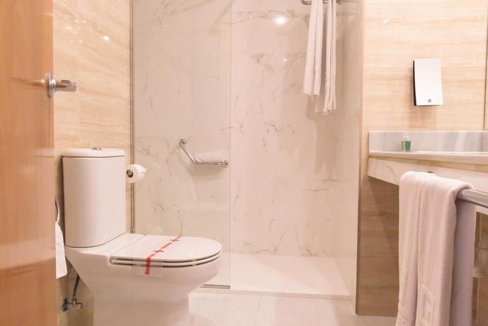 Imagen de la habitación del Hotel Hq La Galería. Foto 3