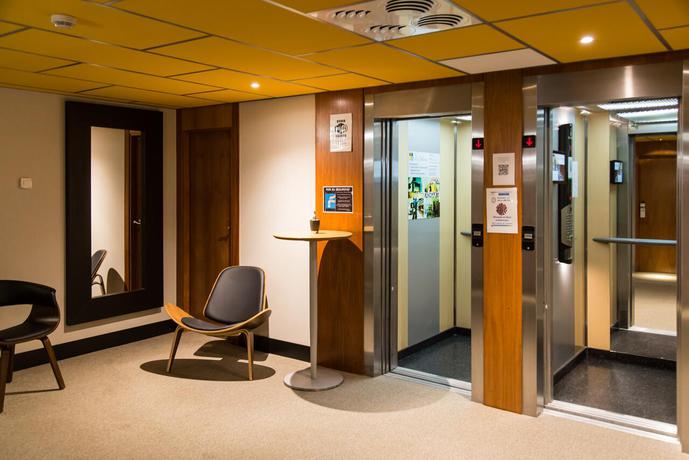 Imagen de los interiores del Hotel Hq La Galería. Foto 13