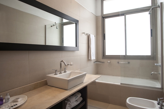 Imagen de la habitación del Hotel Hr Luxor Buenos Aires. Foto 11