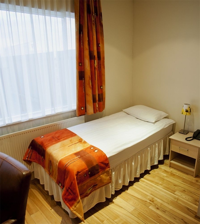 Imagen de la habitación del Hotel Hraun. Foto 9