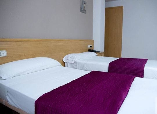 Imagen de la habitación del Hotel Hrbonavista. Foto 7