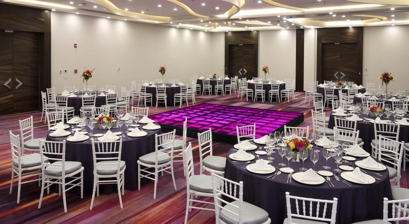 Imagen de los interiores del Hotel Hs Hotsson Querétaro. Foto 7