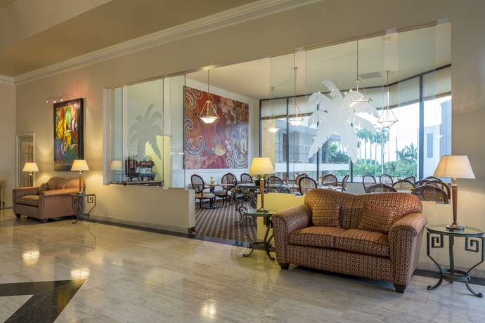 Imagen de los interiores del Hotel Hs Hotsson Tampico. Foto 8