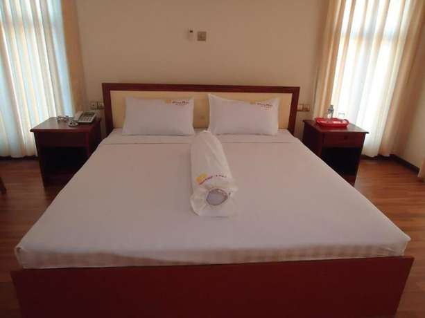 Imagen de la habitación del Hotel Hsaung Thazin Nay Pyi Taw. Foto 11