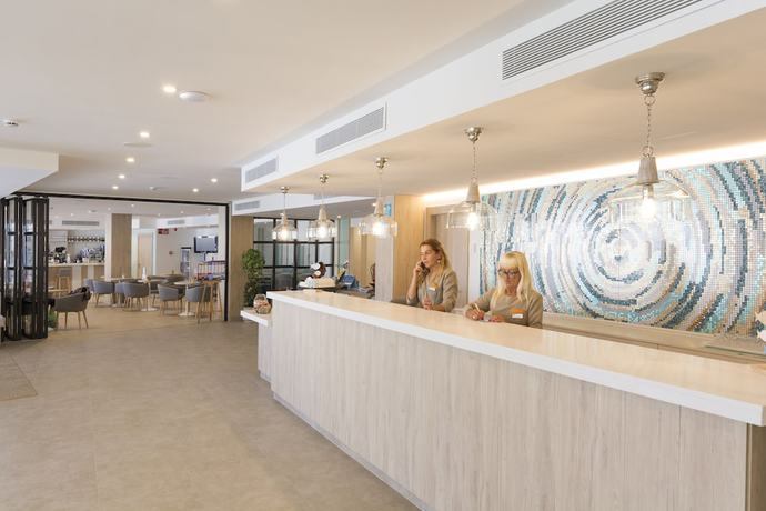 Imagen de los interiores del Hotel Hsm Linda Playa. Foto 15