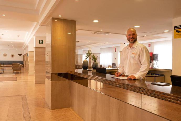 Imagen general del Hotel Hsm Reina Del Mar. Foto 11