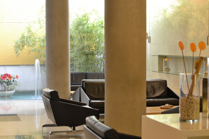 Imagen de los interiores del Hotel Htl Urbano. Foto 16