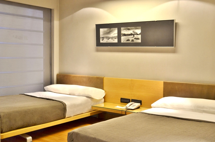 Imagen de la habitación del Hotel Htl Urbano. Foto 12
