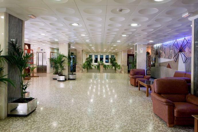 Imagen de los interiores del Hotel Htop Molinos Park. Foto 12