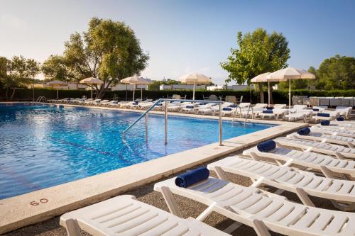 Imagen de la piscina del Hotel Htop Molinos Park. Foto 11