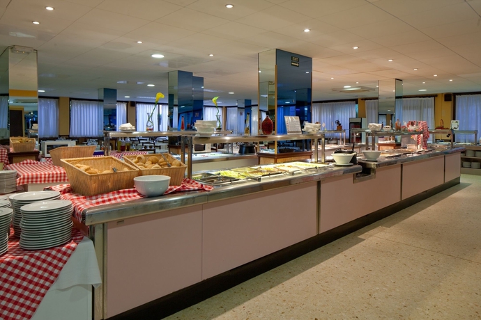 Imagen del bar/restaurante del Hotel Htop Palm Beach and Spa. Foto 3