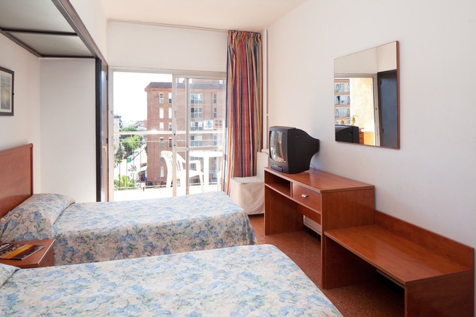 Imagen de la habitación del Hotel Htop Palm Beach and Spa. Foto 8