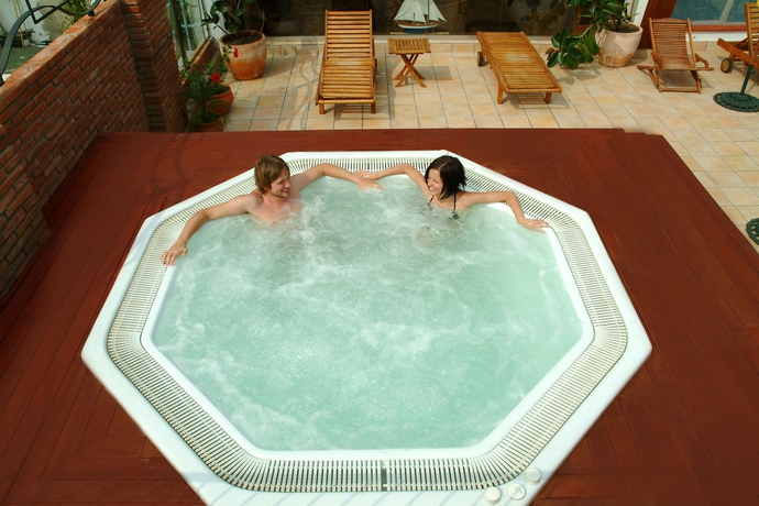 Imagen de la piscina del Hotel Htop Palm Beach and Spa. Foto 16