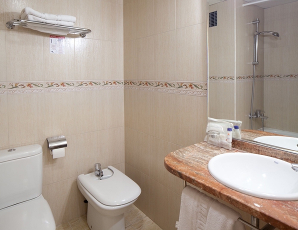 Imagen de la habitación del Hotel Htop Palm Beach and Spa. Foto 11