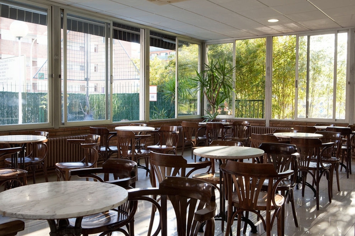 Imagen del bar/restaurante del Hotel Htop Palm Beach and Spa. Foto 6