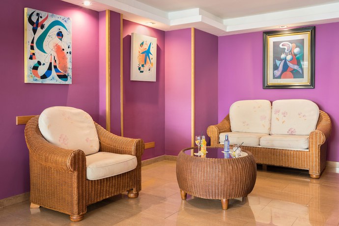 Imagen de los interiores del Hotel Htop Palm Beach and Spa. Foto 14