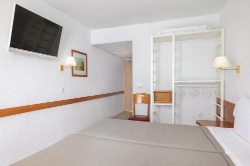 Imagen de la habitación del Hotel Htop Royal Star and Spa. Foto 16