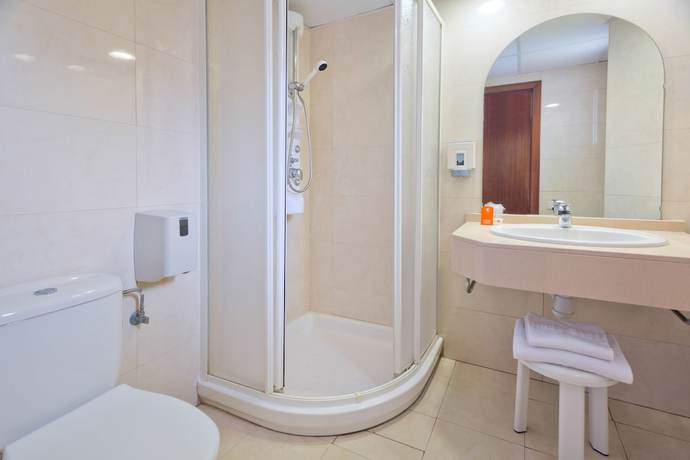 Imagen de la habitación del Hotel Htop Summer Sun. Foto 8