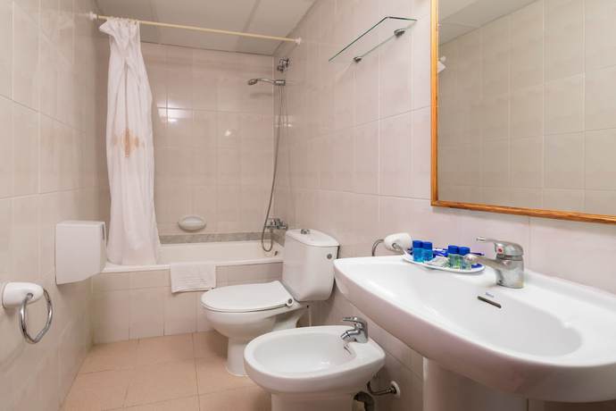 Imagen de la habitación del Hotel Htop Summer Sun. Foto 9