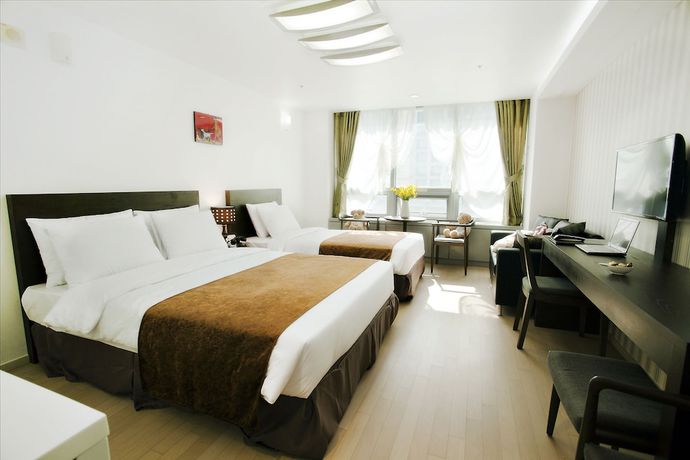 Imagen de la habitación del Hotel Hu. Foto 17