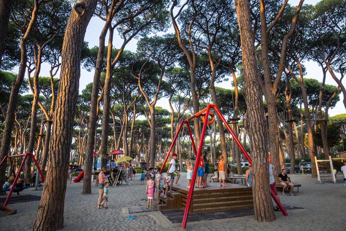 Imagen general del Hotel Hu Park Albatros Village. Foto 8