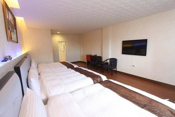 Imagen de la habitación del Hotel Hua Don. Foto 23