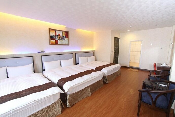 Imagen de la habitación del Hotel Hua Don. Foto 28