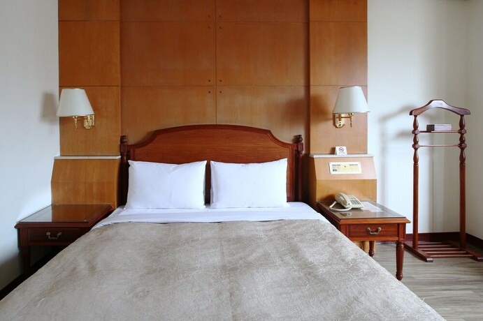 Imagen de la habitación del Hotel Hua Du, Yizhong. Foto 22