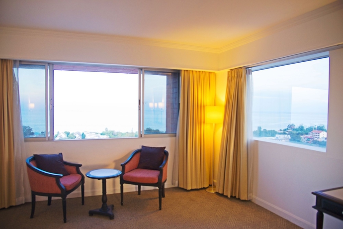 Imagen de los exteriores del Hotel Hua Hin Grand and Plaza. Foto 12