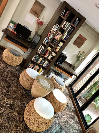 Imagen de los interiores del Hotel Hua Hin White Sand. Foto 19