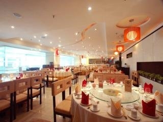 Imagen del bar/restaurante del Hotel Hua Shi. Foto 2