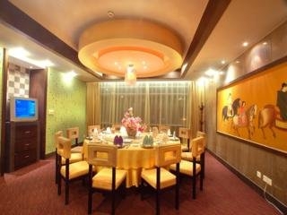 Imagen del bar/restaurante del Hotel Hua Shi. Foto 6