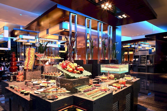 Imagen del bar/restaurante del Hotel Hua Ting and Towers. Foto 5