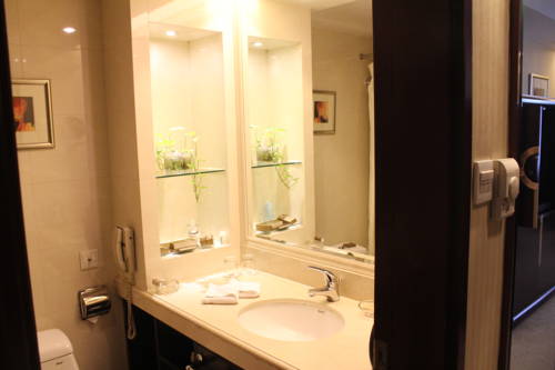 Imagen de la habitación del Hotel Huafang Jinling International Zhangjiagang. Foto 15