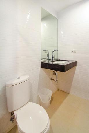 Imagen de la habitación del Hotel Huahin City View. Foto 19