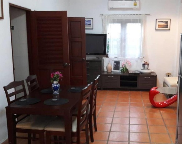 Imagen de la habitación del Hotel Huahin Cozy Villa. Foto 12