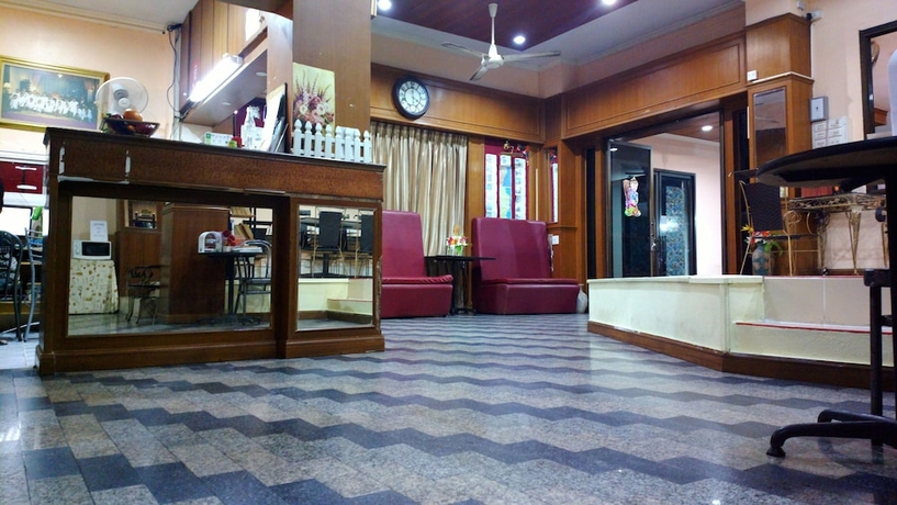 Imagen del bar/restaurante del Hotel Huahin Euro City. Foto 2