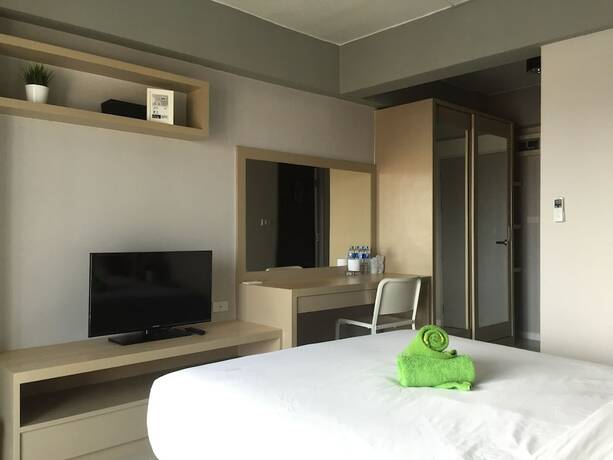 Imagen de la habitación del Hotel Huahin Terminal. Foto 19