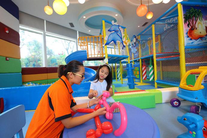 Imagen general del Hotel Hualuxe Hotels and Resorts Haikou Seaview - IHG. Foto 4
