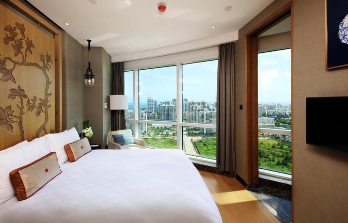 Imagen de la habitación del Hotel Hualuxe Hotels and Resorts Haikou Seaview - IHG. Foto 11