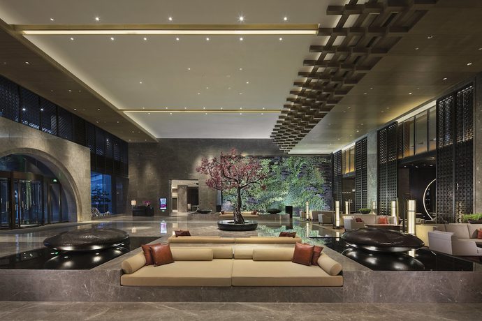 Imagen de los interiores del Hotel Hualuxe Hotels and Resorts Zhangjiakou, An Ihg Hotel. Foto 17