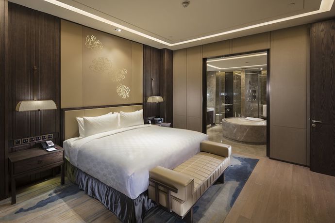 Imagen de la habitación del Hotel Hualuxe Hotels and Resorts Zhangjiakou, An Ihg Hotel. Foto 9