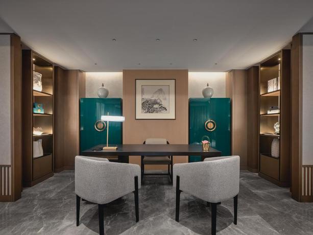 Imagen de la habitación del Hotel Hualuxe Kunshan Huaqiao, an IHG Hotel. Foto 5