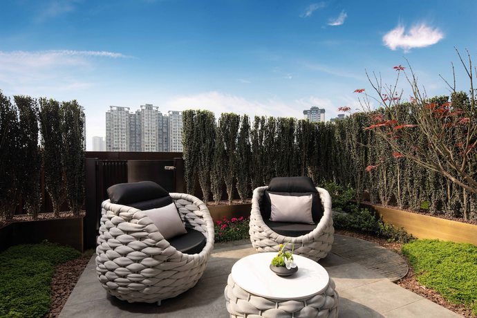 Imagen de los interiores del Hotel Hualuxe Leshan. Foto 14