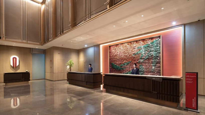 Imagen de los interiores del Hotel Hualuxe Leshan. Foto 15